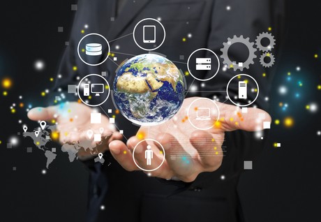Complex Network : Theory and Application